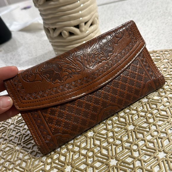 🤎Alma Mia Signature Wallet - Picture 5 of 17